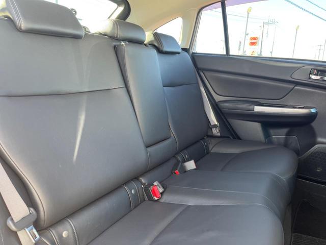 インプレッサスポーツ ２．０ｉ－Ｓ　エアロ　ＳＤナビ　バックカメラ　衝突被害軽減システム　禁煙車　レザーシート　スマートキー　ＨＩＤヘッド　ＥＴＣ　クルコン　純正１７インチアルミ　オートライト　オートエアコン　Ｂｌｕｅｔｏｏｔｈ　ＣＤ（10枚目）