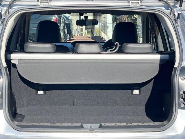 インプレッサスポーツ ２．０ｉ－Ｓ　エアロ　ＳＤナビ　バックカメラ　衝突被害軽減システム　禁煙車　レザーシート　スマートキー　ＨＩＤヘッド　ＥＴＣ　クルコン　純正１７インチアルミ　オートライト　オートエアコン　Ｂｌｕｅｔｏｏｔｈ　ＣＤ（35枚目）