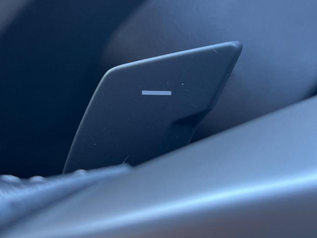 インプレッサスポーツ ２．０ｉ－Ｓ　エアロ　ＳＤナビ　バックカメラ　衝突被害軽減システム　禁煙車　レザーシート　スマートキー　ＨＩＤヘッド　ＥＴＣ　クルコン　純正１７インチアルミ　オートライト　オートエアコン　Ｂｌｕｅｔｏｏｔｈ　ＣＤ（44枚目）