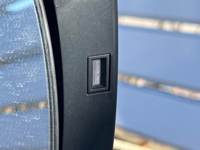 インプレッサスポーツ ２．０ｉ－Ｓ　エアロ　ＳＤナビ　バックカメラ　衝突被害軽減システム　禁煙車　レザーシート　スマートキー　ＨＩＤヘッド　ＥＴＣ　クルコン　純正１７インチアルミ　オートライト　オートエアコン　Ｂｌｕｅｔｏｏｔｈ　ＣＤ（48枚目）