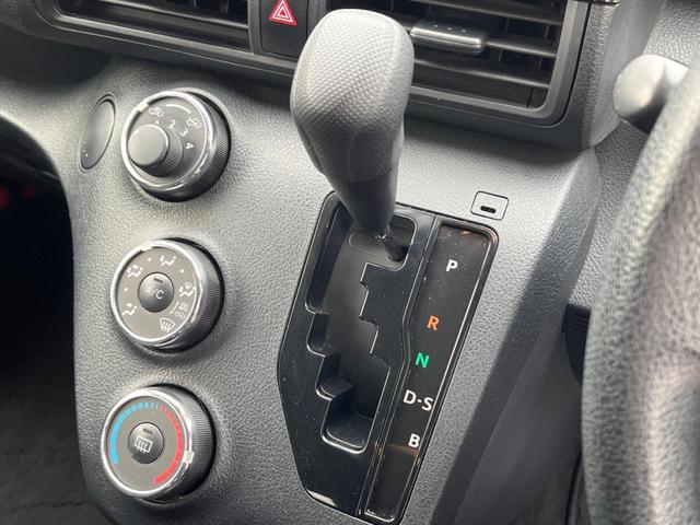 シエンタ Ｘ　電動スライドドア　純正ＳＤナビ　バックカメラ　衝突被害軽減システム　禁煙車　スマートキー　ビルトインＥＴＣ　オートハイビーム　Ｂｌｕｅｔｏｏｔｈ　ＣＤ　地デジ（23枚目）