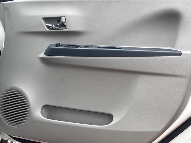 ミライース Ｘ　禁煙車　ＣＤ　１３インチアルミホイール　アイドリングストップ（21枚目）