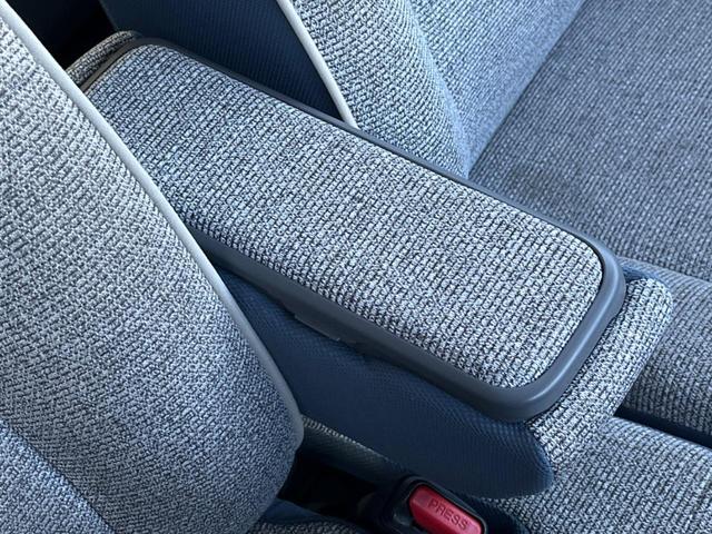 ムーヴキャンバス ストライプスＧ　両側電動ドア　バックカメラ　衝突被害軽減システム　禁煙車　コーナーセンサー　スマートキー　ＬＥＤヘッド　ＥＴＣ　オートライト　オートエアコン　Ｂｌｕｅｔｏｏｔｈ　フルセグ　ＬＥＤフォグ（29枚目）