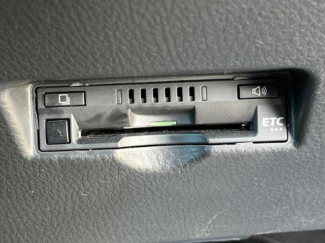 Ｃ－ＨＲ Ｇ　フルエアロ　純正ＳＤナビ　バックカメラ　衝突被害軽減システム　レーダークルーズ　禁煙車　ハーフレザーシート　ドラレコ　コーナーセンサー　スマートキー　ＬＥＤヘッド　ビルトインＥＴＣ（23枚目）