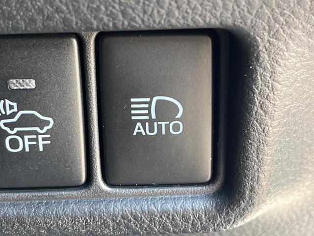 Ｃ－ＨＲ Ｇ　フルエアロ　純正ＳＤナビ　バックカメラ　衝突被害軽減システム　レーダークルーズ　禁煙車　ハーフレザーシート　ドラレコ　コーナーセンサー　スマートキー　ＬＥＤヘッド　ビルトインＥＴＣ（38枚目）