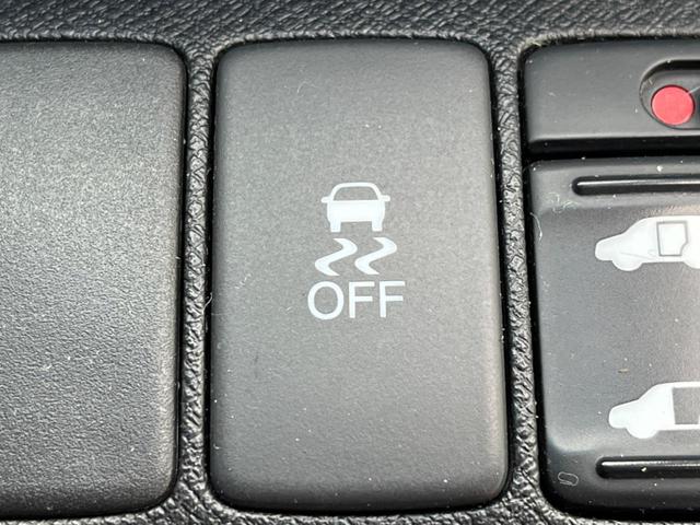 ステップワゴンスパーダ Ｚ　クールスピリット　両側電動ドア　バックカメラ　禁煙車　ハーフレザーシート　スマートキー　ＨＩＤヘッド　ビルトインＥＴＣ　クルコン　純正１７インチアルミ　オートライト　オートエアコン　Ｂｌｕｅｔｏｏｔｈ　ＣＤ（32枚目）