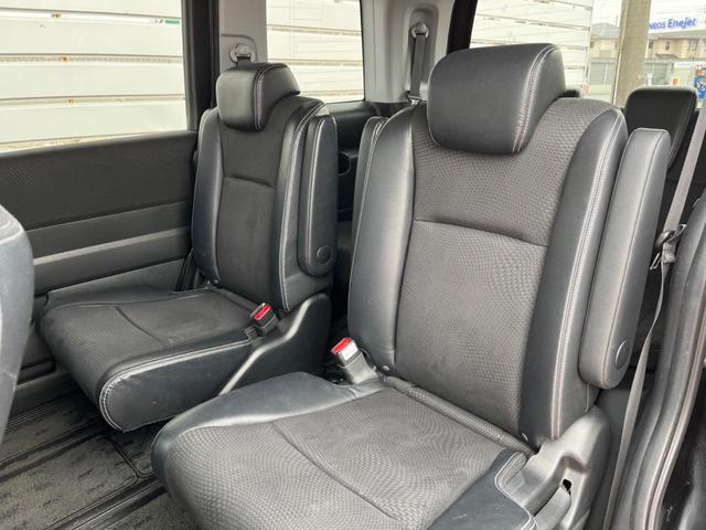 ステップワゴンスパーダ Ｚ　クールスピリット　両側電動ドア　バックカメラ　禁煙車　ハーフレザーシート　スマートキー　ＨＩＤヘッド　ビルトインＥＴＣ　クルコン　純正１７インチアルミ　オートライト　オートエアコン　Ｂｌｕｅｔｏｏｔｈ　ＣＤ（44枚目）