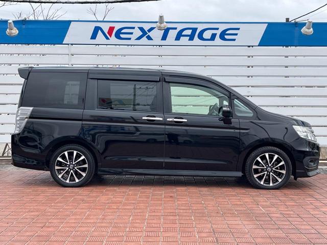 ステップワゴンスパーダ Ｚ　クールスピリット　両側電動ドア　バックカメラ　禁煙車　ハーフレザーシート　スマートキー　ＨＩＤヘッド　ビルトインＥＴＣ　クルコン　純正１７インチアルミ　オートライト　オートエアコン　Ｂｌｕｅｔｏｏｔｈ　ＣＤ（49枚目）