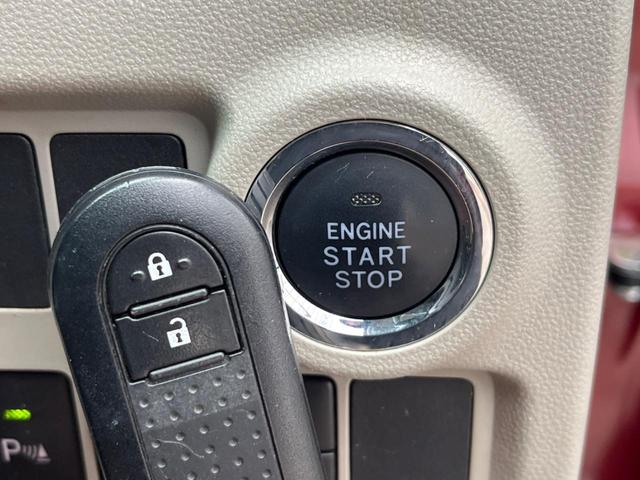 �y�X�}�[�g�L�[�z�J�o����|�P�b�g�ɓ��ꂽ�܂܂ł��h�A�̎{���E�������\�ȃX�}�[�g�L�[�𑕔��B�G���W���̃I���E�I�t�����J�M�����o���K�v����������Ƃ��Ă��֗��ł���