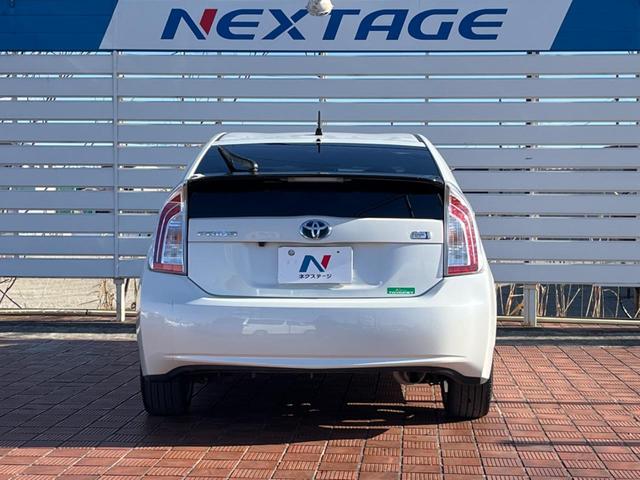 プリウス Ｓツーリングセレクション　バックカメラ　禁煙車　ドラレコ　スマートキー　ＬＥＤヘッド　ＥＴＣ　純正１７インチアルミ　オートライト　オートエアコン　Ｂｌｕｅｔｏｏｔｈ　ＣＤ　ＤＶＤ再生　フルセグ（16枚目）