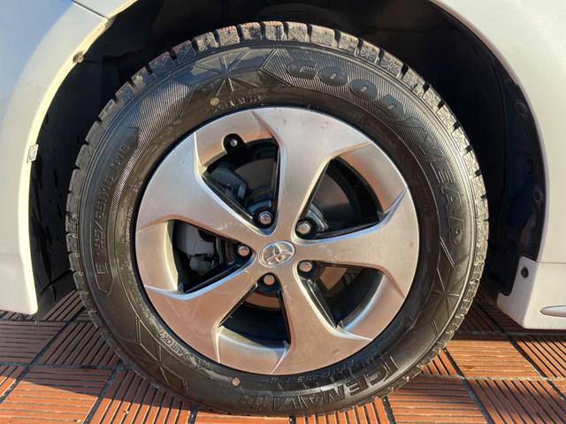 プリウス Ｓマイコーデ　バックカメラ　禁煙車　レザーシート　ドラレコ　スマートキー　ＨＩＤヘッド　純正１５インチアルミ　オートライト　オートエアコン　ＣＤ　ＤＶＤ再生　フルセグ（44枚目）