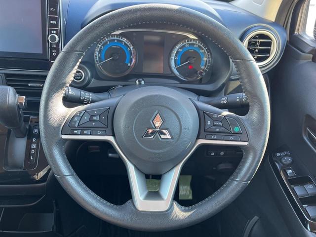 �y�����v�����X�e�A�����O�z�㎿�Ȋv���g�p���邱�ƂŁA��ɂ����������݂ƂĂ��^�]���₷���n���h���ł���