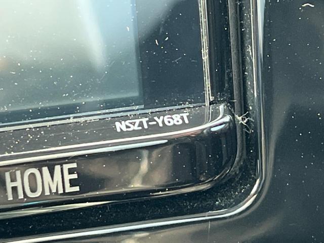 プリウス Ｓツーリングセレクション　純正ＳＤナビ　衝突被害軽減システム　レーダークルーズ　禁煙車　レザーシート　ドラレコ　コーナーセンサー　スマートキー　ＬＥＤヘッド　ビルトインＥＴＣ　純正１７インチアルミ　オートハイビーム（49枚目）