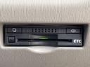 パッソ プラスハナ 純正SDナビ 禁煙車 HIDヘッドライト ビルトインETC オートエアコン Bluetooth CD 地デジ 横滑り防止装置 中古車画像_4