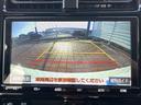 プリウス Sセーフティプラス 純正SDナビ バックカメラ 衝突被害軽減システム レーダークルーズ 禁煙車 コーナーセンサー スマートキー LEDヘッド ビルトインETC 純正15インチアルミ オートハイビーム パークアシスト(4枚目)