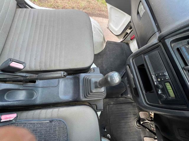 キャリイトラック MT(28枚目)