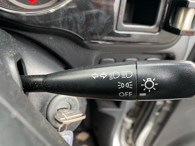 ミラジーノ ミニライトスペシャルターボ　ＩＣターボ　ＫＥＮＷＯＯＤメモリーナビ　地デジＴＶ　Ｂｌｕｅｔｏｏｔｈ　ＥＴＣ　ＨＩＤヘッド　フォグライト　純正ミニライト１４インチアルミ　Ｗエアバッグ　ＡＢＳ　スペアタイヤ　シートカバー（25枚目）