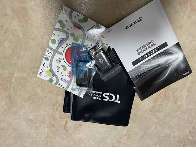 アルファード Ｚ　改良後モデル　ＪＢＬ　　ユニバーサルステップ　　デジタルインナーミラー　オートクルーズコントロール　レーンアシスト　パークアシスト　衝突被害軽減システム　　オートマチックハイビーム　オートライト（33枚目）