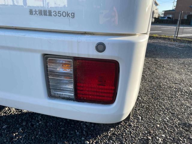 エブリイ ＰＣ　ＡＴ　衝突被害軽減システム　クリアランスソナー　ＥＴＣ　ナビ　両側スライドドア　キーレスエントリー　盗難防止システム　ＥＳＣ　エアコン　パワーステアリング　パワーウィンドウ（14枚目）