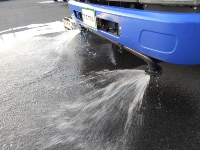 キャンター 　散水車　上物酒井機工　ＰＴＯ式　積載４ｔ　容量４，０００Ｌ　吸水　散水　５速ミッション　排ガス適合（22枚目）