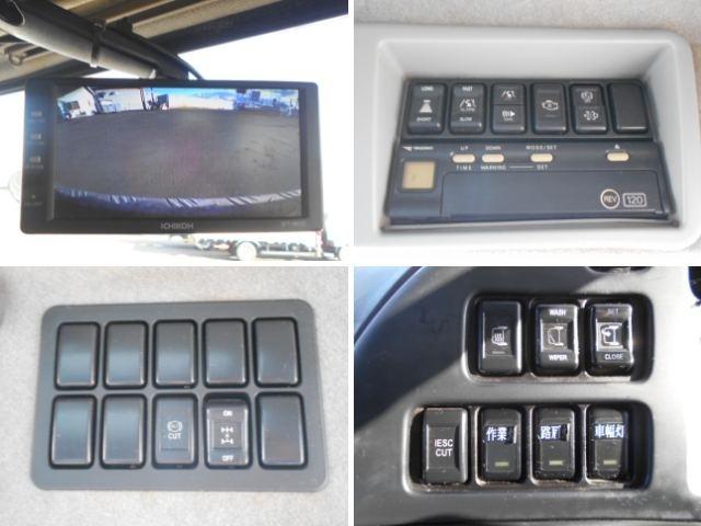 ギガ 　アルミブロック平ボディ　４軸低床　積載１３．９ｔ　荷台寸法９５２ｘ２４０ｘ５９　荷台床板張り　総輪エアサス　内フック９対　中央１１個　引出しフック１８対　スタンションホール４カ所／３本（15枚目）