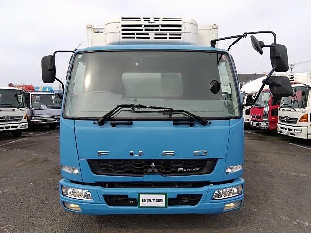 ファイター 　ＰＧ付冷蔵冷凍車　上物東プレ製（Ｒ４０４Ａ）　－３０℃設定　５．８ｍワイドボディ　積載２．８ｔ　荷台寸法５８４×２３５×１９２　荷台床アルミ張り　ラッシングレール２段　水抜き穴２つ　新明和製格納ＰＧ付（8枚目）