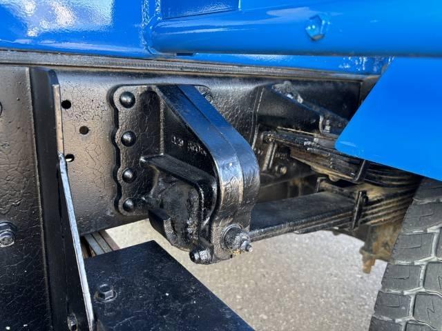 キャンター 　散水車　上物極東開発製　上物型式ＬＨ０４－３０３　容量４０００Ｌ　ＰＴＯ式　前方圧力・後方重力散水　吸水機能付　放水銃付　５速ミッション　走行４．１万ｋｍ（36枚目）