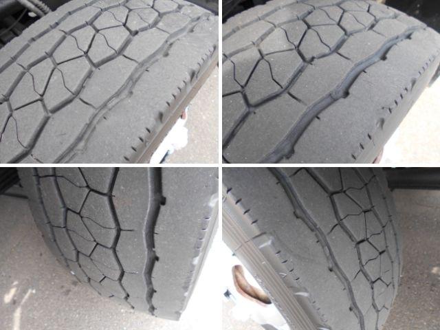 ＵＤトラックス 　ハイジャッキセルフ　上物タダノ製　積載１２．１ｔ　ロングジャッキ　荷台寸法８７７ｘ２４０　ウインチ付　自動アユミ　内フック　Ｖ８エンジン　走行５６．４万ｋｍ　７速ミッション（29枚目）