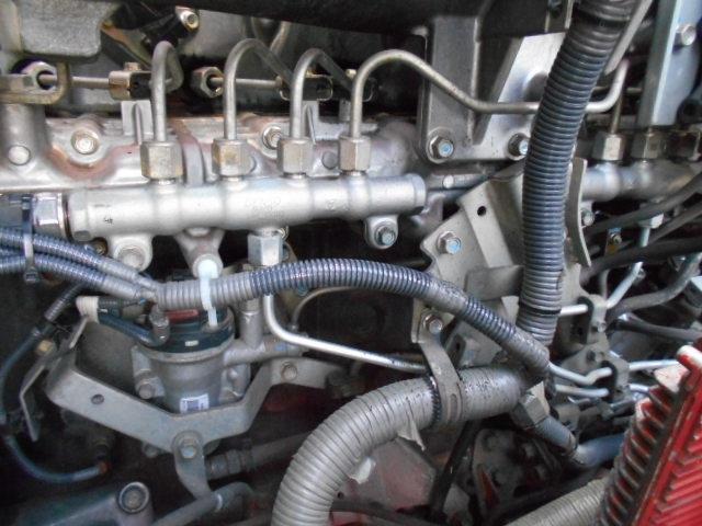 ギガ 　林業仕様　上物古河ユニック　積載１０．３ｔ　３６０℃回転グラップル付　荷台寸法８２６×２４６　ハイルーフ　２デフ　リターダー　アルミホイール　走行８１．５万ｋｍ　７速ミッション（26枚目）