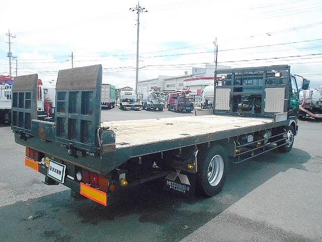ファイター 　セルフローダー／スライドセルフ　上物フジタボデー　ウインチ付（リモコン有）　荷台床木張り　荷台内寸５９７×２２４　自動歩み板　積載７．１ｔ　増トン車　走行３２万ｋｍ　後方支柱抜き差し可（4枚目）