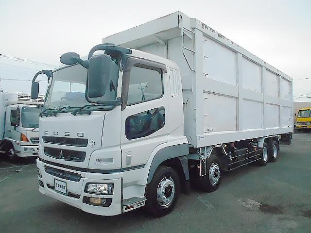 スーパーグレート 　チップ運搬車　上物新明和製　スライドデッキ　積載１０．２ｔ　荷台内寸：９５０×２２９×２４５【約５２立米】　室内デッキ動作リモコン　７速ミッション　４軸低床　２５ｔ車　ターボ車　２６５／７０Ｒ１９．５（3枚目）