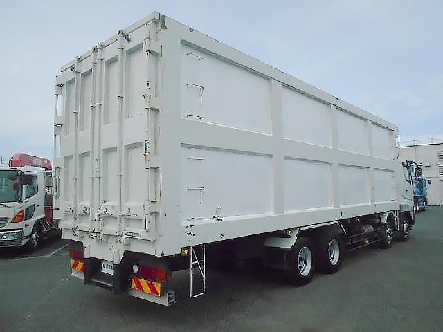 スーパーグレート 　チップ運搬車　上物新明和製　スライドデッキ　積載１０．２ｔ　荷台内寸：９５０×２２９×２４５【約５２立米】　室内デッキ動作リモコン　７速ミッション　４軸低床　２５ｔ車　ターボ車　２６５／７０Ｒ１９．５（6枚目）