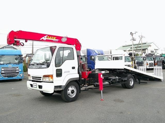 いすゞ 　クレーン付きセルフローダー　上物古河ユニック製　３段ブーム　ラジコン付（無線）　２．９ｔ吊　フックイン　荷台寸５９９ｘ２１５　積載２．６ｔ　セーフティローダー（スライドボディ）　ウインチ付（8枚目）
