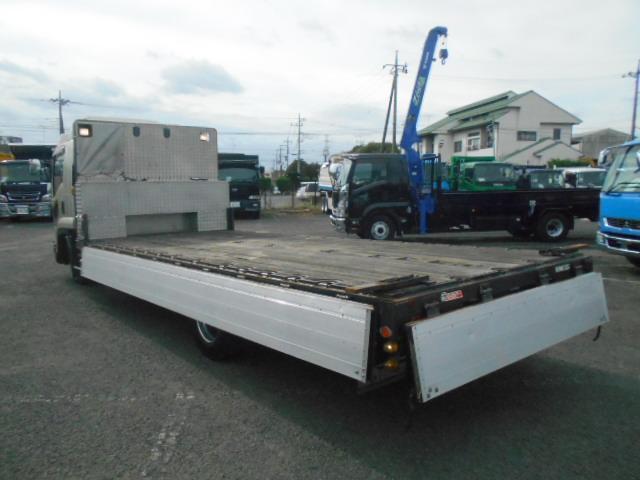 フォワード 　アルミブロック平　荷台内寸６１４×２３６×３７　ワイドボディ　後輪エアサス　荷台床木張り　内フック１６対　センターフック９か所　スタンションホール２か所　造りボディ　工具箱　荷台支柱抜き差し可（31枚目）