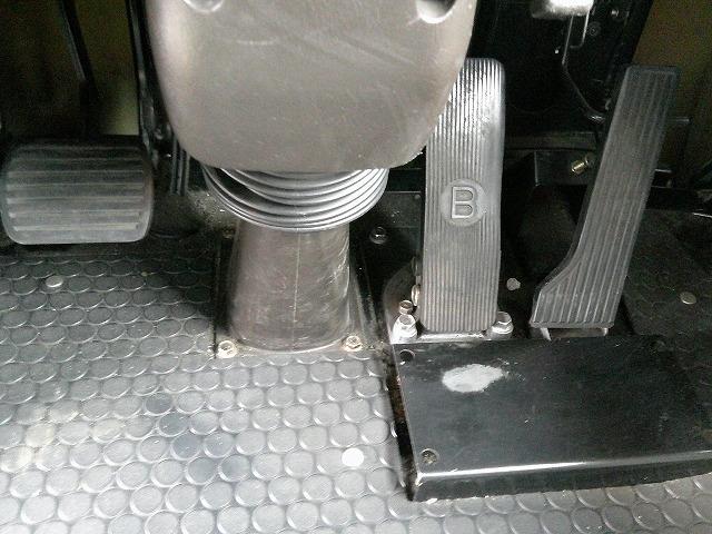 エアロスター 　大型バス　定員６６名　自動折れ戸ドア　総輪エアサス　ニーリング有　リヤーエンジン　プレヒーター有　モケットシート　ＥＴＣ通電確認済み　５速ミッション　タイヤサイズ１２Ｒ２２．５（11枚目）
