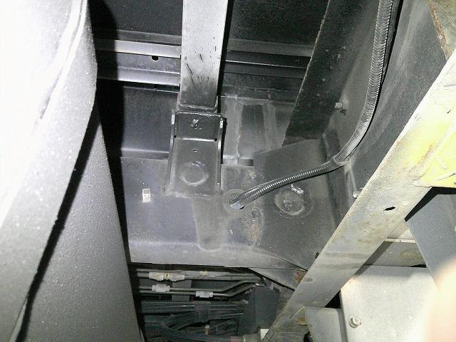 エアロスター 　大型バス　定員６６名　自動折れ戸ドア　総輪エアサス　ニーリング有　リヤーエンジン　プレヒーター有　モケットシート　ＥＴＣ通電確認済み　５速ミッション　タイヤサイズ１２Ｒ２２．５（71枚目）