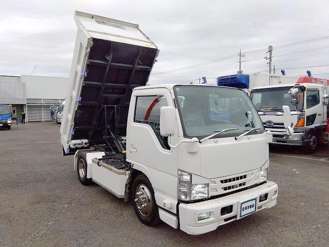 エルフトラック 　低床ダンプ　上物新明和製　荷台寸法３０５×１６０×３７　積載３ｔ　４ナンバー　６速ミッション　走行１４．３万ｋｍ　タイヤサイズ２０５／７５Ｒ１６（28枚目）
