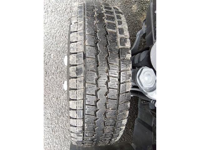 エルフトラック 　低床ダンプ　上物新明和製　荷台寸法３０６ｘ１６０ｘ３２　積載２ｔ　４ナンバー　５速ミッション　走行１２．７万ｋｍ（48枚目）