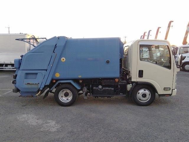 エルフトラック 塵芥車/パッカー車 プレス式 上物モリタ製 容量4.1立米 積載2t 連続スイッチ付 汚水タンク付 ハイキャブ 助手席スライドドア仕様 後方LED作業板付 6速ミッション 走行16.9万km(5枚目)
