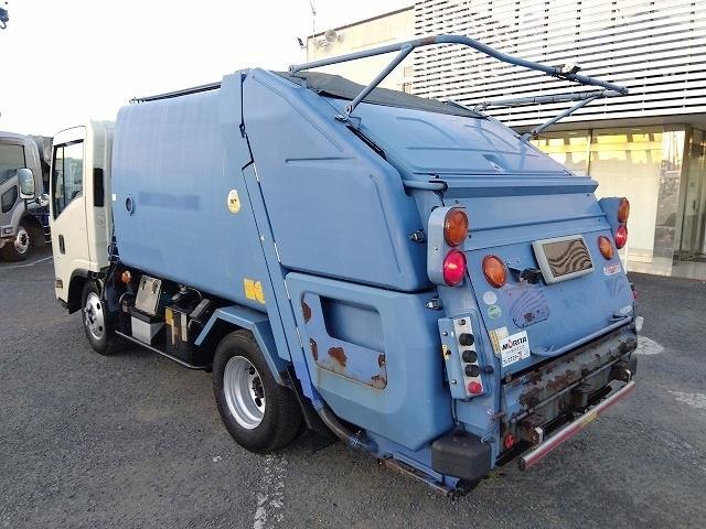 エルフトラック 塵芥車/パッカー車 プレス式 上物モリタ製 容量4.1立米 積載2t 連続スイッチ付 汚水タンク付 ハイキャブ 助手席スライドドア仕様 後方LED作業板付 6速ミッション 走行16.9万km(8枚目)