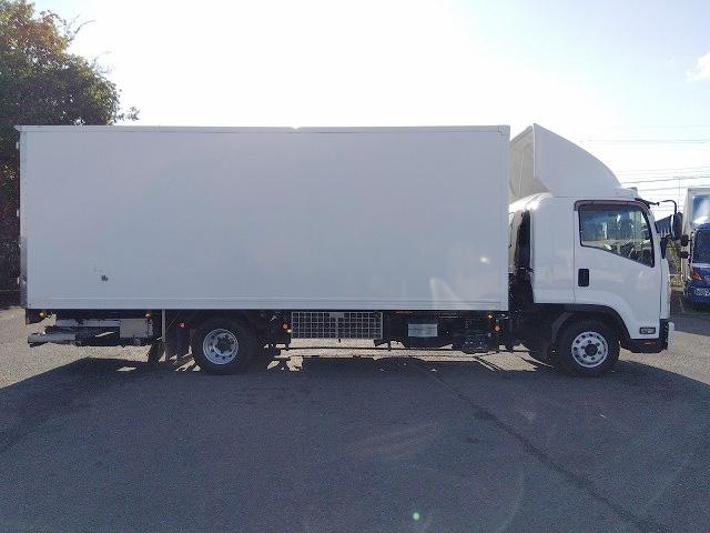 フォワード 　格納ＰＧ付冷蔵冷凍車　上物東プレ製（Ｒ４０４ａ）　－３０℃設定　積載２．１５ｔ　荷台寸法６１４×２３０×２１１　荷台床アルミ縞板張り　ラッシングレール２段　ジョルダーレール付　極東開発製格納ＰＧ付（4枚目）