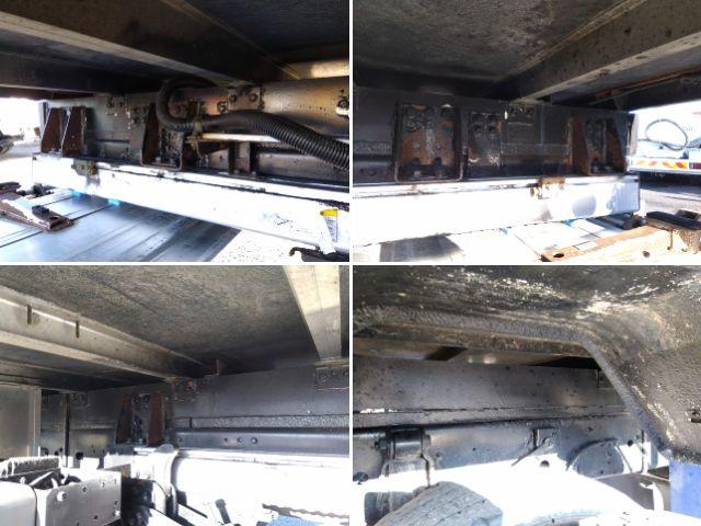 フォワード 　格納ＰＧ付冷蔵冷凍車　上物東プレ製（Ｒ４０４ａ）　－３０℃設定　積載２．１５ｔ　荷台寸法６１４×２３０×２１１　荷台床アルミ縞板張り　ラッシングレール２段　ジョルダーレール付　極東開発製格納ＰＧ付（78枚目）