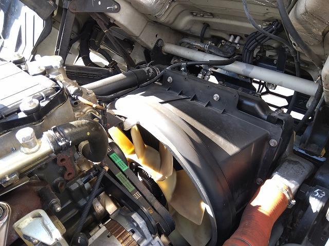 ファイター 　塵芥車／パッカー車　プレス式　上物新明和製　容量１２．２立米　積載５．７ｔ　増トン車　連続スイッチ付　自重計付　水抜き穴　ＥＴＣ　６速ミッション　走行３４．６万ｋｍ（47枚目）