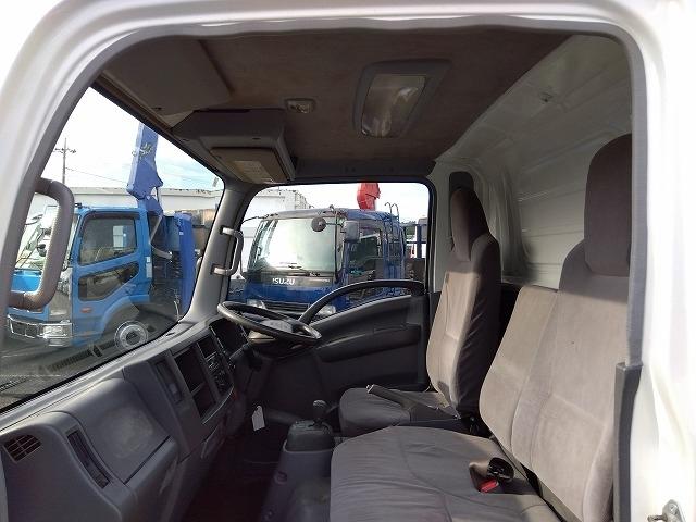 エルフトラック 跳ね上げPG付アルミバン 上物日本フルハーフ 標準ロングボディ 積載2.95t 荷台寸法446×176×207 荷台床木張り パワーゲート日本フルハーフ製 左サイド扉 ラッシングレール1段 ハイキャブ(14枚目)