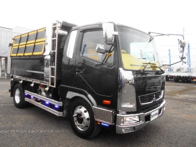 ファイター 　ダンプ　上物極東開発製　増トン　積載７．８ｔ　電動コボレーン　自重計有　荷台架装パーツ　メッキパーツ　アルミホイール　２４０馬力　ベッド　ナビ＆荷台モニター（切り替え式）　バックモニター　ラメ入り塗装（2枚目）