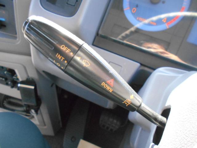 リエッセ マイクロバス 送迎仕様 モケットシート リクライニング機能 29人乗り スライドガラス バックモニター 自動折れ戸 ニーリング機能 ※メーター交換歴有(書類なし)(24枚目)