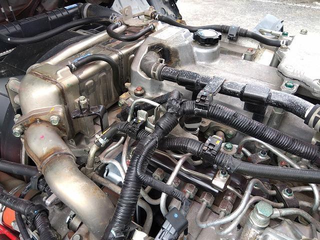 ヒノレンジャー アルミブロック平ボディ 積載3t 6.1mワイドボディ 荷台寸法611×236×48 荷台床木張り 内フック あおり開閉サポート ベッド付 メッキパーツ ETC ドラレコ 燃料タンク150L×2(40枚目)