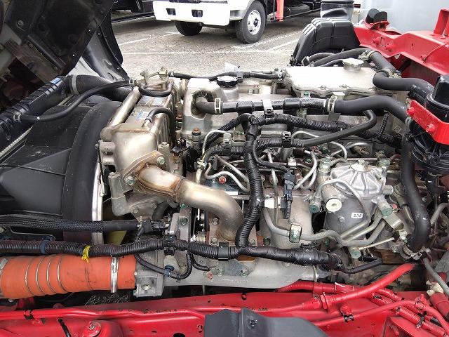 ヒノレンジャー アルミブロック平ボディ 積載3t 6.1mワイドボディ 荷台寸法611×236×48 荷台床木張り 内フック あおり開閉サポート ベッド付 メッキパーツ ETC ドラレコ 燃料タンク150L×2(41枚目)