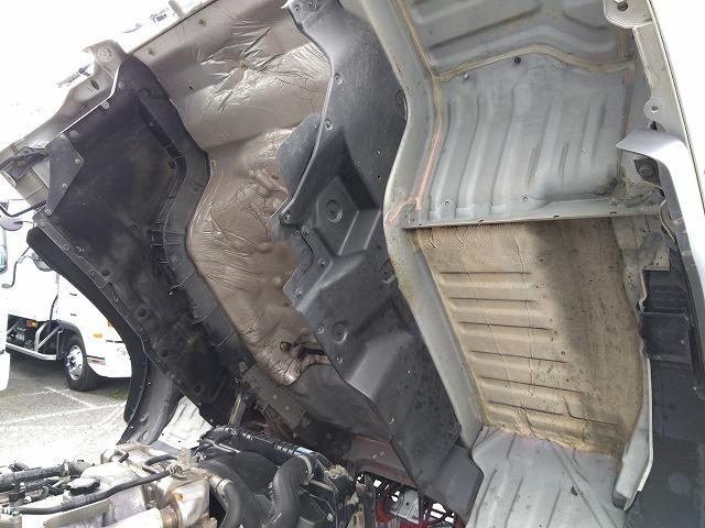 ヒノレンジャー アルミブロック平ボディ 積載3t 6.1mワイドボディ 荷台寸法611×236×48 荷台床木張り 内フック あおり開閉サポート ベッド付 メッキパーツ ETC ドラレコ 燃料タンク150L×2(44枚目)