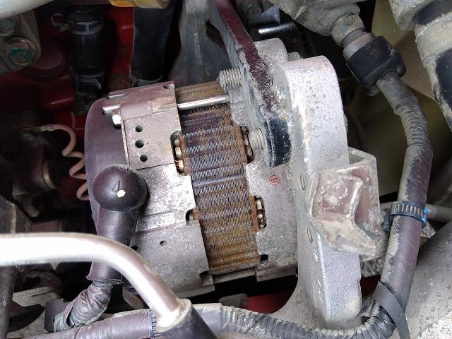 ヒノレンジャー アルミブロック平ボディ 積載3t 6.1mワイドボディ 荷台寸法611×236×48 荷台床木張り 内フック あおり開閉サポート ベッド付 メッキパーツ ETC ドラレコ 燃料タンク150L×2(49枚目)